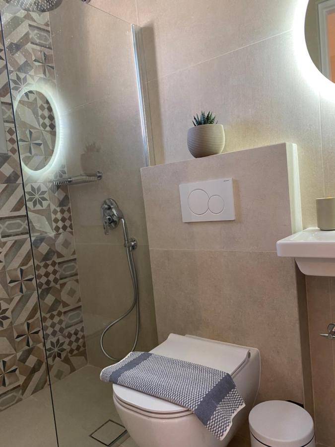 Libera Private Rooms Parga Ngoại thất bức ảnh