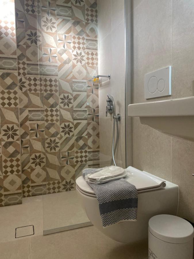 Libera Private Rooms Parga Ngoại thất bức ảnh