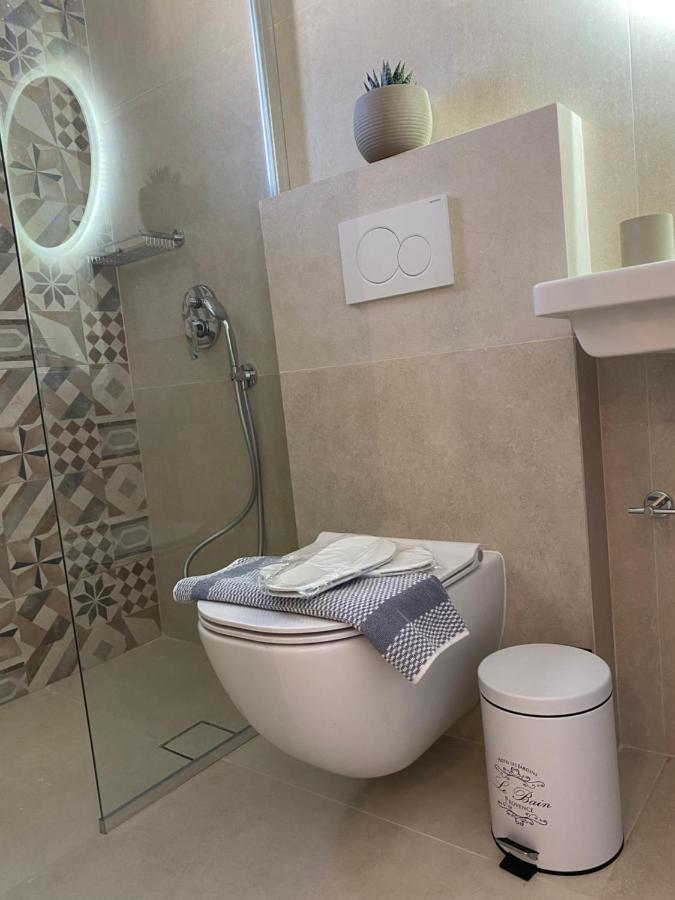 Libera Private Rooms Parga Ngoại thất bức ảnh